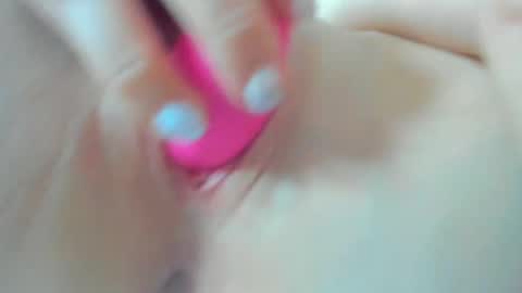 Snapshot of squirttati33 chatting on 10/25/25, 12:23 Tati online show from 10/25/25, 12:23