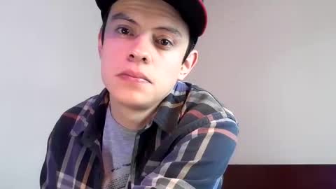 Snapshot of sr_bolaiinas chatting on 12/10/24, 03:44 sr_bolaiinas online show from 12/10/24, 03:44