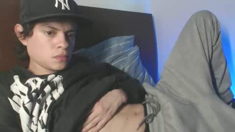 Snapshot of sr_bolaiinas chatting on 02/25/26, 06:06 sr_bolaiinas online show from 02/25/26, 06:06