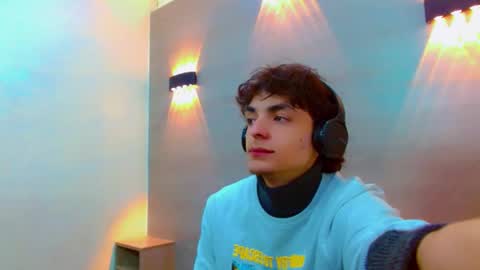 ethan online show from 12/04/25, 02:15