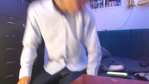 Snapshot of sr_porn01 chatting on 02/14/25, 05:36 sr_porn01 online show from 02/14/25, 05:36