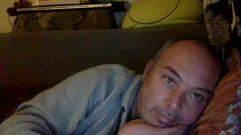 srekos38 online show from 01/05/25, 08:10