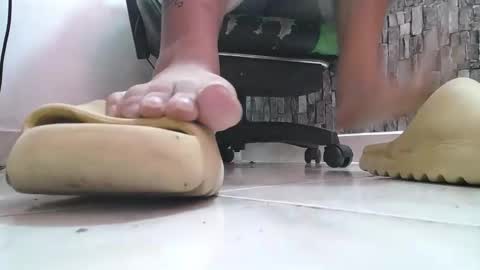 sr master cum its my old account online show from 09/29/25, 11:37