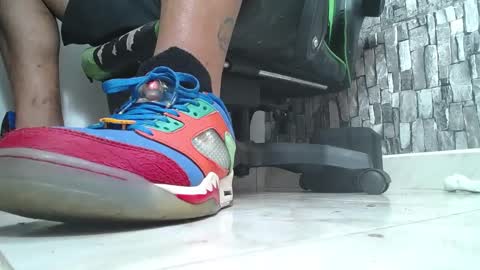 sr master cum its my old account online show from 10/26/25, 07:42