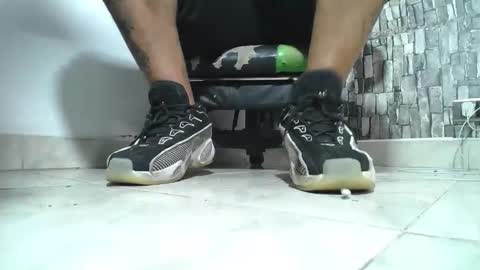 sr master cum its my old account online show from 03/25/26, 04:07