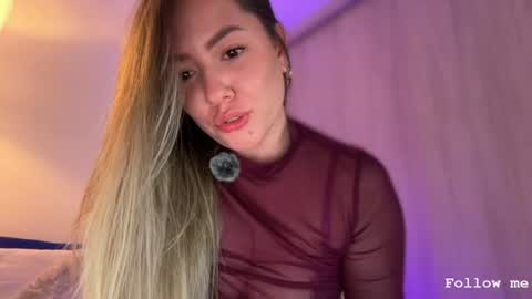 Snapshot of srta__sophie chatting on 08/03/26, 12:42 Sophie 3 online show from 08/03/26, 12:42