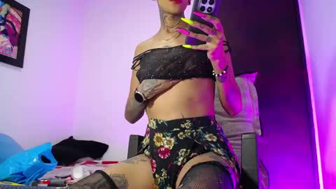 Srta. Fox online show from 09/18/25, 12:34