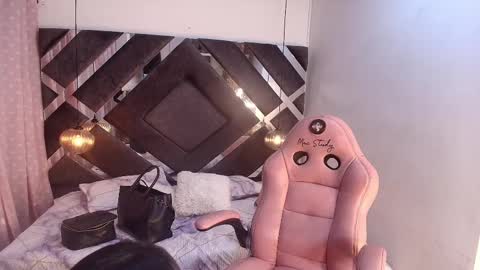 samantha online show from 02/23/25, 07:17