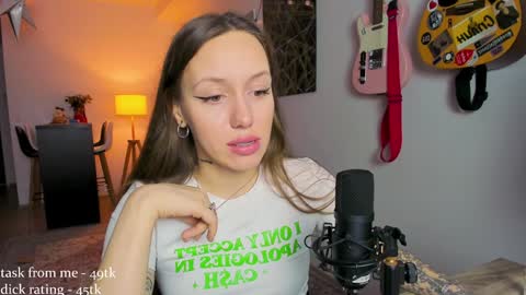 Anni if Im offline for a long time Im depressed feel free to support me offline online show from 12/18/24, 12:18