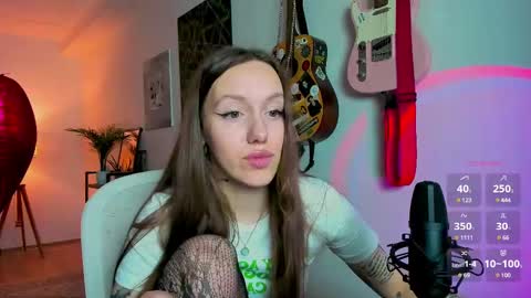 Anni if Im offline for a long time Im depressed feel free to support me offline online show from 02/16/25, 06:43