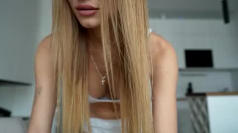 Scarlett online show from 03/08/26, 08:40