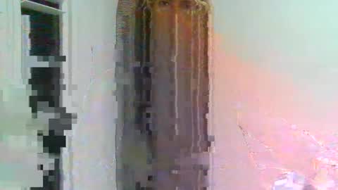 Snapshot of ssurferladd chatting on 02/26/25, 10:36 Riv online show from 02/26/25, 10:36