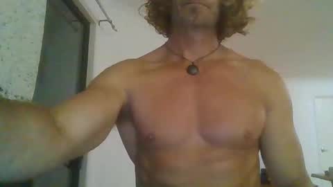 Snapshot of ssurferladd chatting on 03/04/26, 11:16 Riv online show from 03/04/26, 11:16