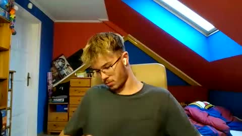 st1eve online show from 12/14/25, 01:05