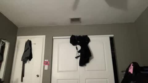 Jose online show from 10/13/25, 02:11