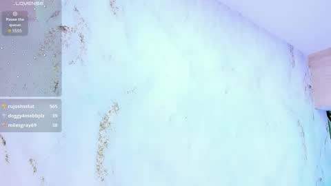 STAAR HOT online show from 01/14/26, 01:00