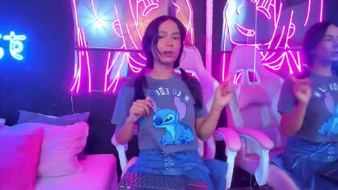 staarlightt online show from 10/20/25, 09:04