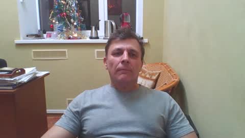 Snapshot of stacattoff chatting on 12/25/24, 03:28 stacattoff online show from 12/25/24, 03:28