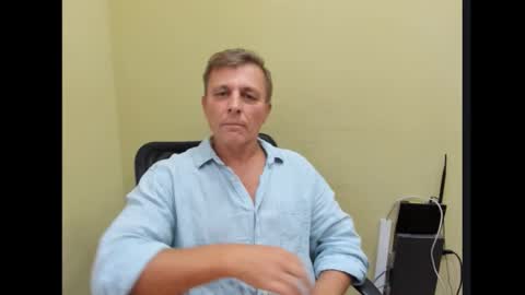 Snapshot of stacattoff chatting on 09/08/25, 03:33 stacattoff online show from 09/08/25, 03:33