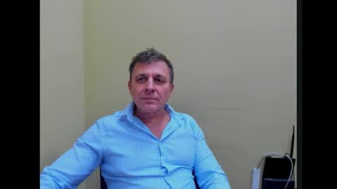 Snapshot of stacattoff chatting on 10/15/25, 04:18 stacattoff online show from 10/15/25, 04:18