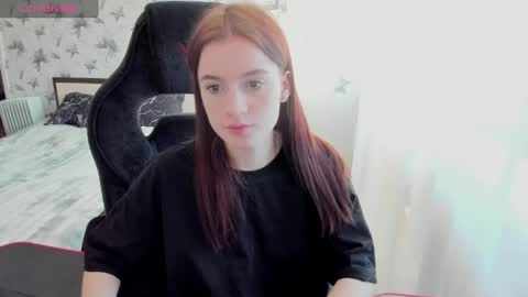 Snapshot of stacey_brown chatting on 01/16/25, 11:37 Stacey GMT5 Mo Tu We Th Fr Sa 3am -10am online show from 01/16/25, 11:37