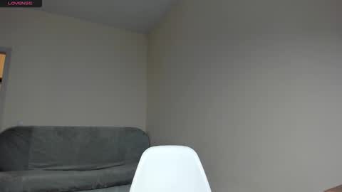 Stacey GMT5 Mo Tu We Th Fr Sa 3am -10am online show from 02/13/26, 02:07