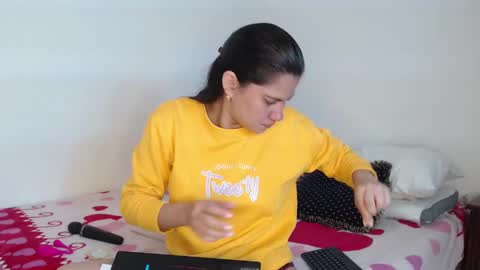 stacey_taylor7 online show from 12/02/24, 12:18