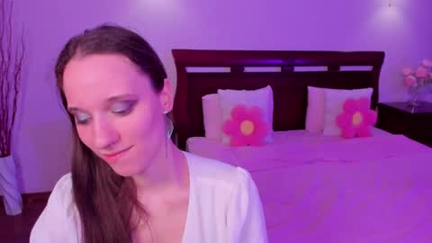 StaceyCutie online show from 04/10/26, 07:07