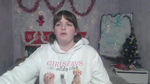 Stacey online show from 12/17/25, 06:41