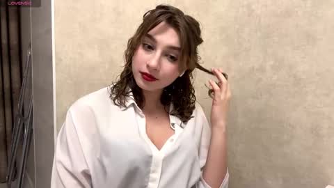 Elli online show from 02/24/26, 09:13