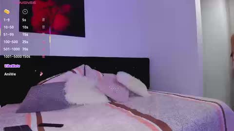 Snapshot of stacy_malibu1 chatting on 09/13/25, 11:26 TWstacymalibu110 online show from 09/13/25, 11:26