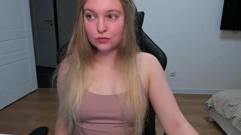 Stacy  online show from 11/20/25, 01:55