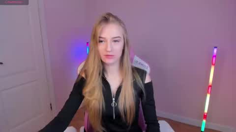 Snapshot of stacy_riiver chatting on 02/10/25, 08:09 Stacy Mon Tue Wed Thu Fri Sun GMT GMT 3 1000am - 0400pm online show from 02/10/25, 08:09