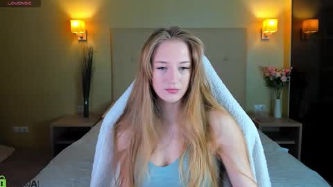 Stacy Mon Tue Wed Thu Fri Sun GMT GMT 3 1000am - 0400pm  online show from 02/22/26, 09:19