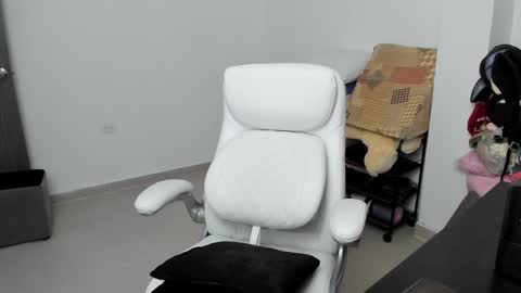 Zulma Yisset online show from 01/16/25, 01:37