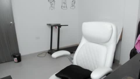 Zulma Yisset online show from 03/15/26, 02:28