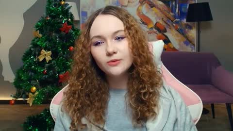 Snapshot of stacyroller chatting on 02/21/26, 06:53 Violet online show from 02/21/26, 06:53