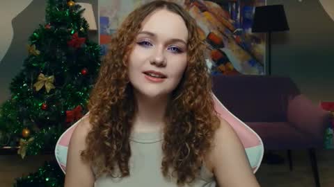 Snapshot of stacyroller chatting on 02/26/26, 07:24 Violet online show from 02/26/26, 07:24