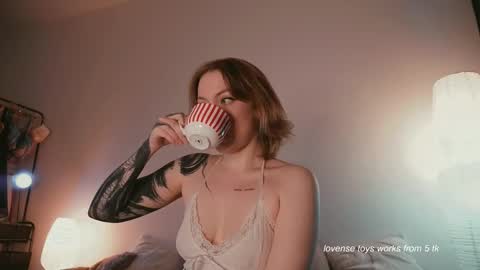 Kristina online show from 11/25/25, 03:56