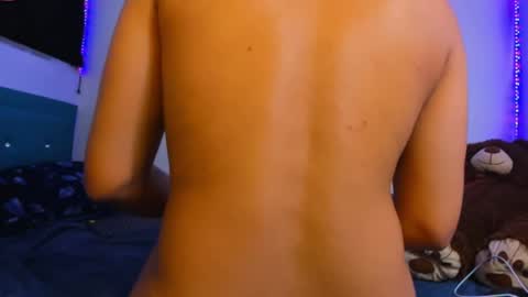 Snapshot of star_darling chatting on 12/18/24, 04:09  S T A R  online show from 12/18/24, 04:09