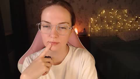 Snapshot of star_shopping chatting on 12/23/24, 12:52 Alice online show from 12/23/24, 12:52