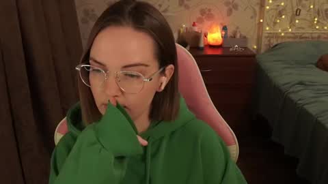 Snapshot of star_shopping chatting on 01/20/25, 04:34 Alice online show from 01/20/25, 04:34