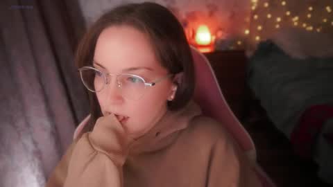 Snapshot of star_shopping chatting on 01/11/26, 09:42 Alice online show from 01/11/26, 09:42