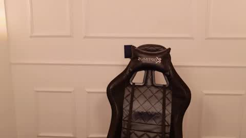 Snapshot of star_storm chatting on 02/14/25, 01:45 star_storm online show from 02/14/25, 01:45