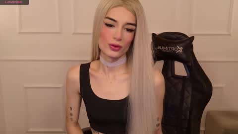 Snapshot of star_storm chatting on 02/18/25, 07:21 star_storm online show from 02/18/25, 07:21