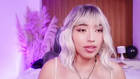 Snapshot of starbutterflyy_ chatting on 05/09/26, 05:34 STAR online show from 05/09/26, 05:34