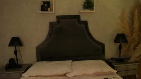 Snapshot of starbutterflyy_ chatting on 06/01/26, 04:47 STAR online show from 06/01/26, 04:47
