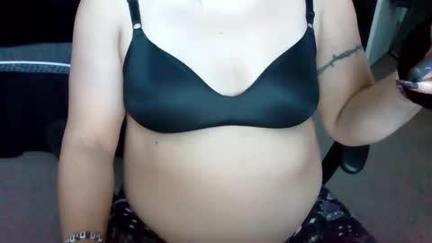 starella___saxxxton online show from 12/30/24, 03:57