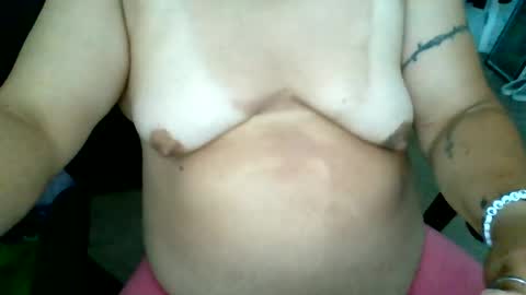 Snapshot of starella___saxxxton chatting on 06/13/26, 02:26 starella___saxxxton online show from 06/13/26, 02:26