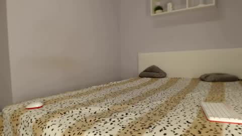 Snapshot of starfoxxxy1 chatting on 01/04/25, 09:00 Your fav Misteress and lover online show from 01/04/25, 09:00